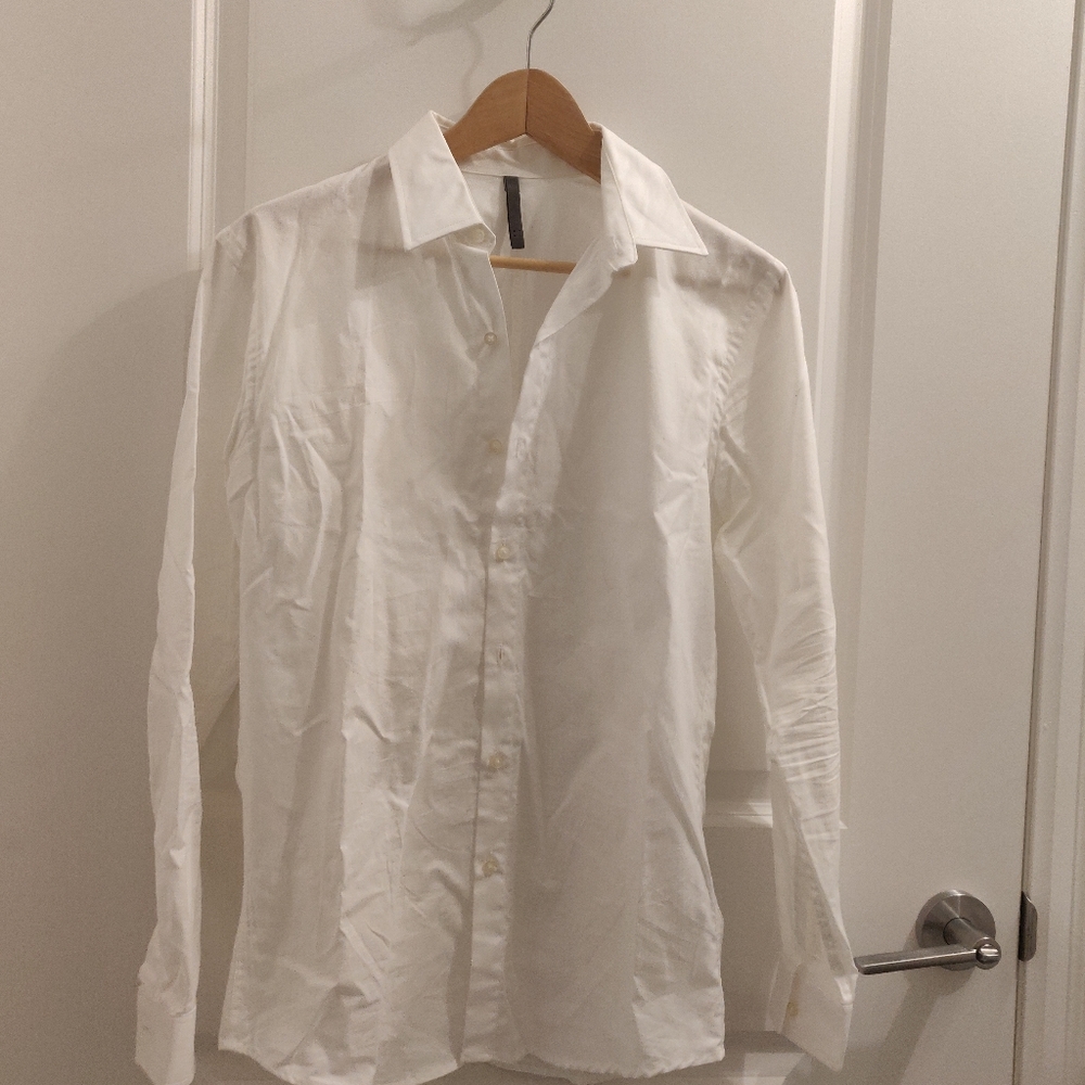 White dress shirt